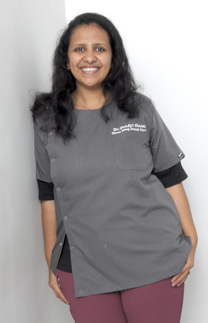 Dr. Pankti Desai MDS Orthodontist Invisalign Provider Shree Rang Dental Care Surat